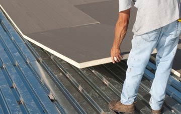 benefits of insulating Nettleton Shrub flat roofing